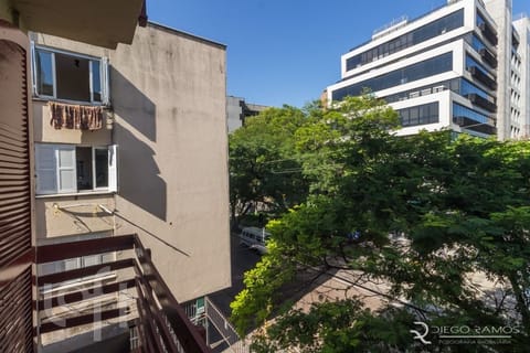 Image 8 - 237417